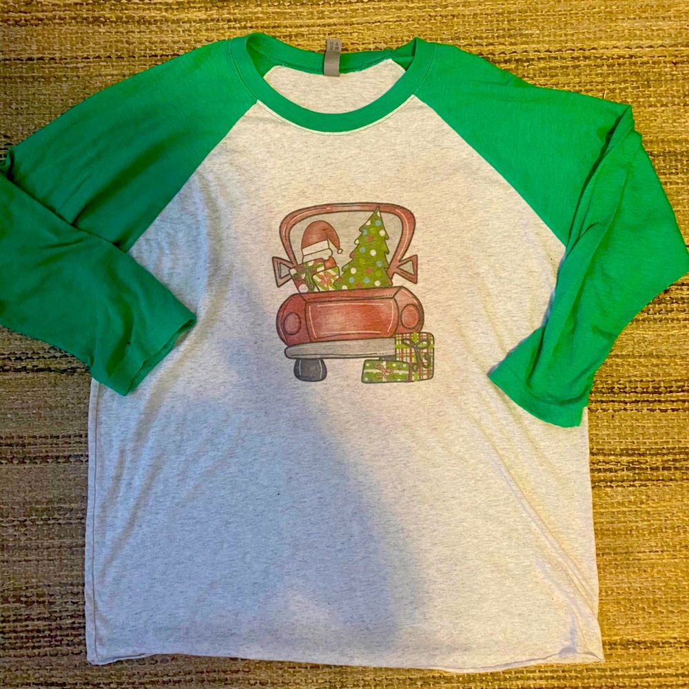 3/4 Length Sleeved Women’s X-Mas Baseball Tee L